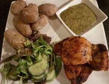 Mojo Verde - kanarische Knoblauchsauce Mojo Verde - kanarische Knoblauchsauce