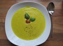 Lauch-Brokkolicremesuppe Lauch-Brokkolicremesuppe