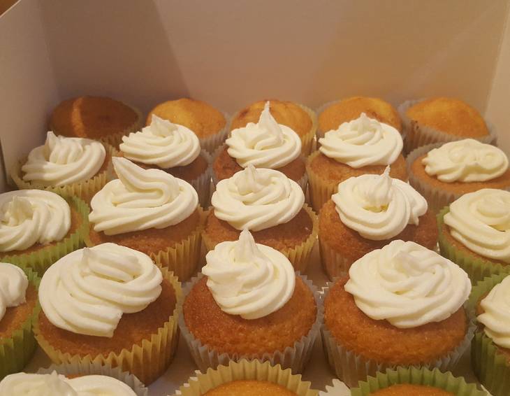 Cupcakes Topping mit Zitronencreme Cupcakes Topping mit Zitronencreme