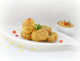 Chicken Nuggets in Cornflakes-Panier mit Paprika-Dip