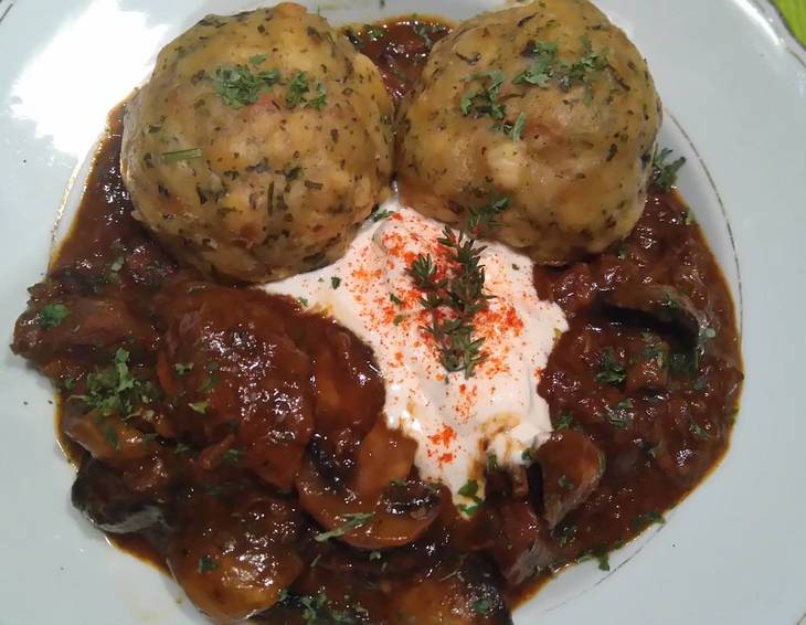 Boeuf Bourguignon aus dem Slow Cooker Boeuf Bourguignon aus dem Slow Cooker