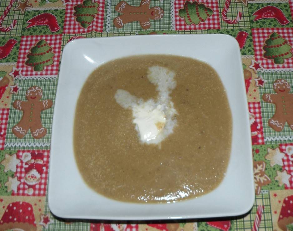 Maronicremesuppe mit Trüffelöl