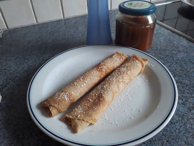 Simple Palatschinken Rezept - ichkoche.ch