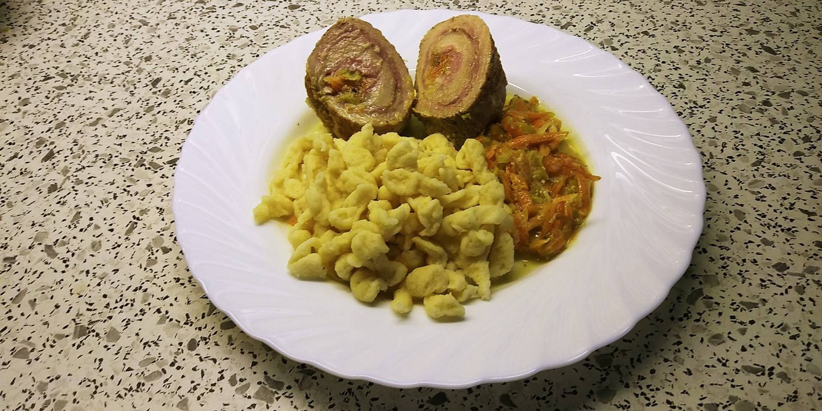 Rouladen mit Gemüse Rezept - ichkoche.ch Rouladen mit Gemüse Rezept - ichkoche.ch