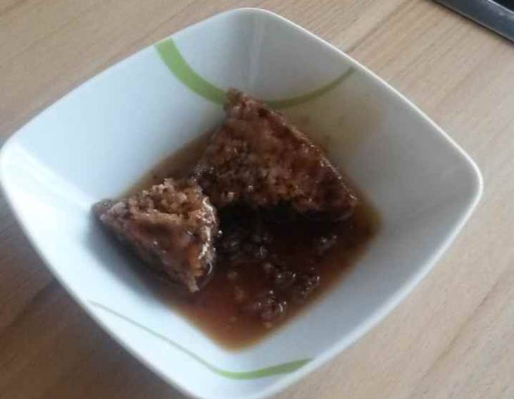 Flaumiger Vanillekuchen mit heißer Vanillesauce aus dem Schongarer Flaumiger Vanillekuchen mit heißer Vanillesauce aus dem Schongarer