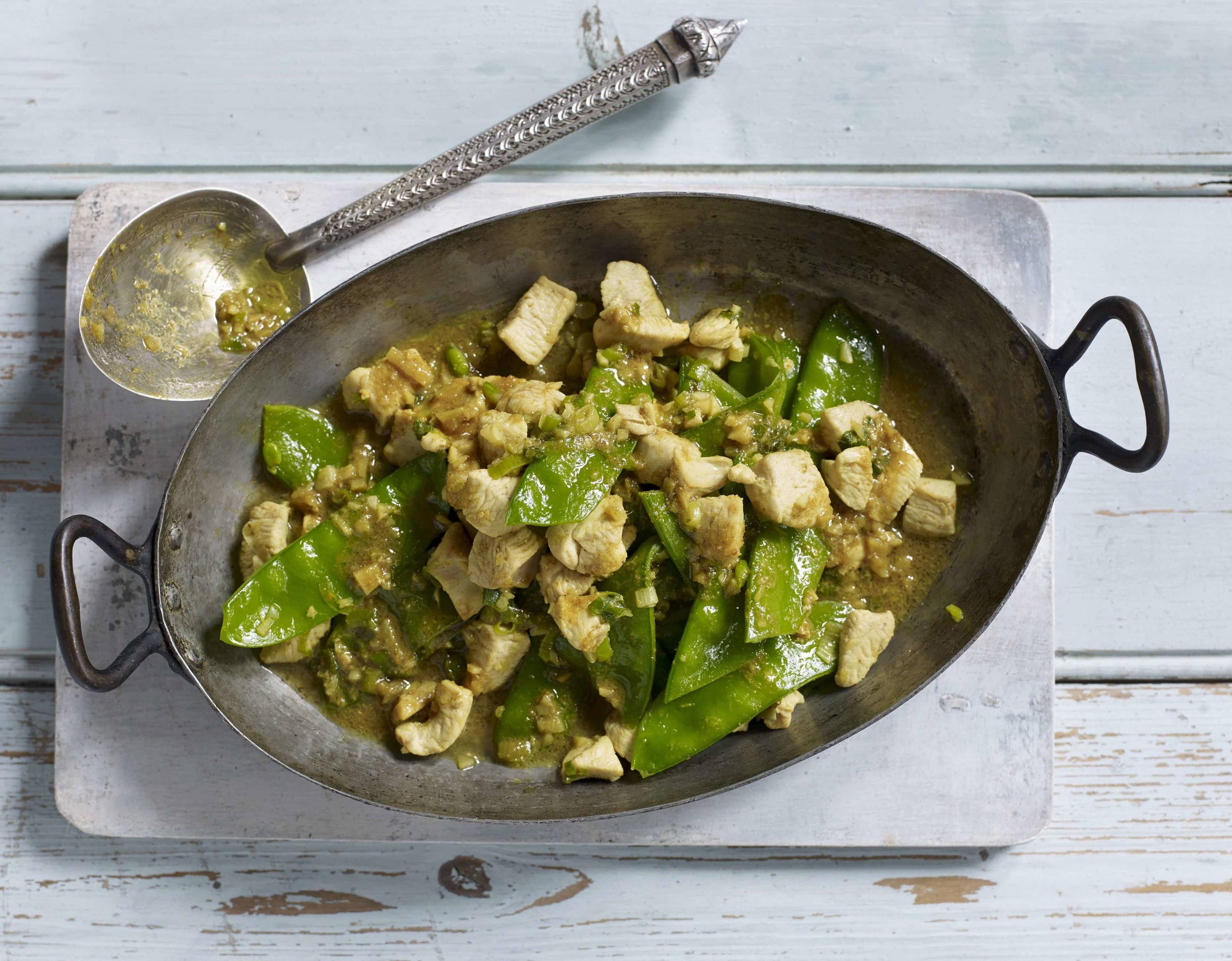 Indisches Hühnercurry mit Zuckerschoten und Ingwer Rezept