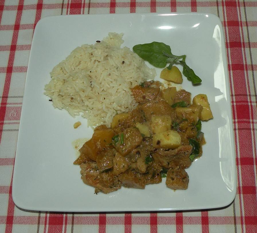 Kürbis-Truthahn Curry mit Gewürzreis