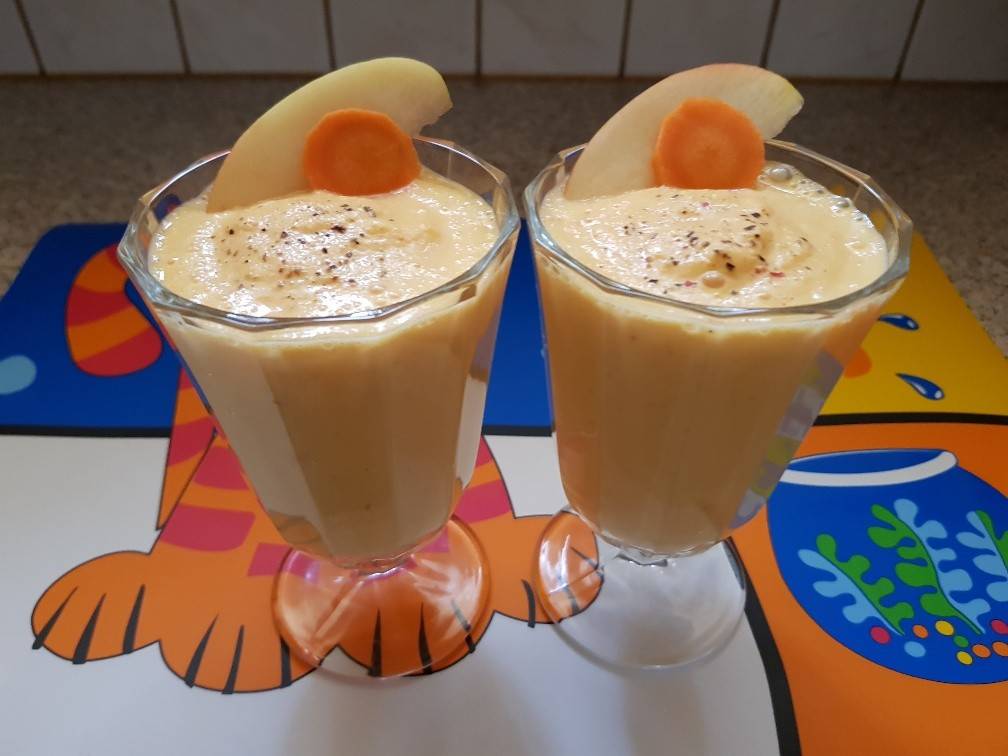 Karotten-Apfel-Drink Rezept - ichkoche.de Karotten-Apfel-Drink Rezept - ichkoche.de