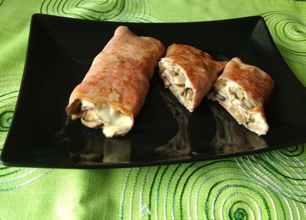 Schnelle Schinken-Käserollen mit Champignons Rezept - ichkoche.de Schnelle Schinken-Käserollen mit Champignons Rezept - ichkoche.de