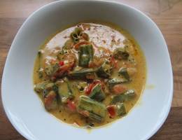 Okra-Kokosnuss-Curry Okra-Kokosnuss-Curry