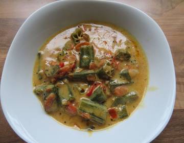 Okra-Kokosnuss-Curry Okra-Kokosnuss-Curry