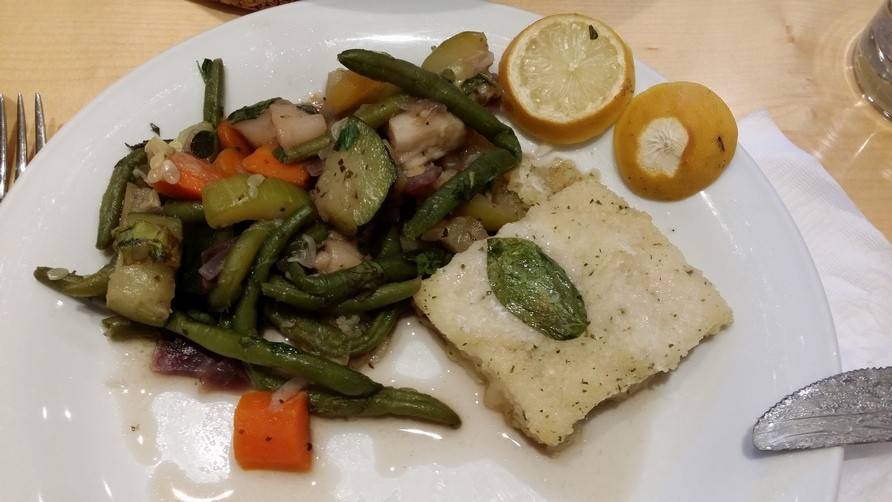 Kabeljau mit Kräutersauce und Gemüse Rezept - ichkoche.de Kabeljau mit Kräutersauce und Gemüse Rezept - ichkoche.de