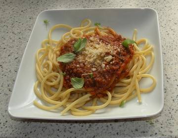 Spaghetti mit Steinpilz-Paradeissauce