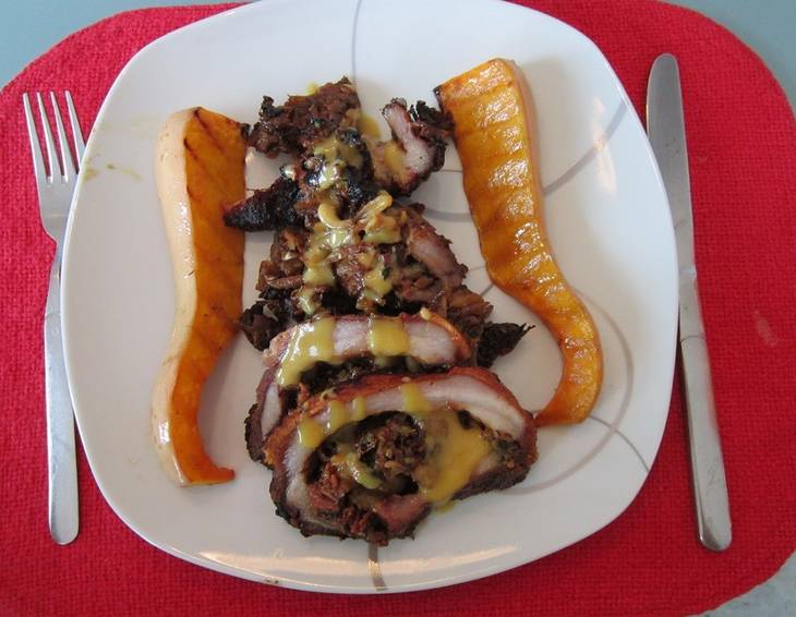 Wildschweinrollbraten vom Grill