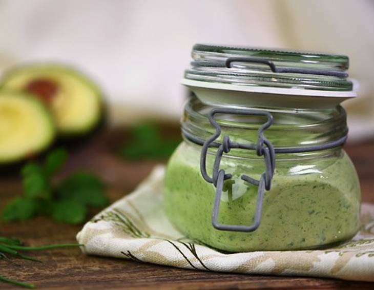 Avocado-Joghurt-Dressing