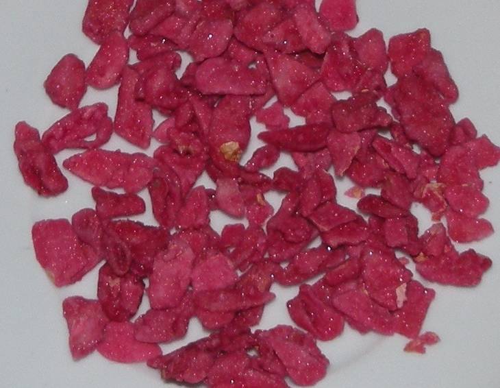 Rosenblüten im Zuckermantel Rosenblüten im Zuckermantel