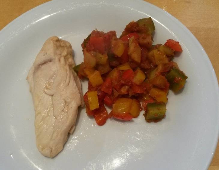 Ratatouille mit Hühnerbrust Ratatouille mit Hühnerbrust