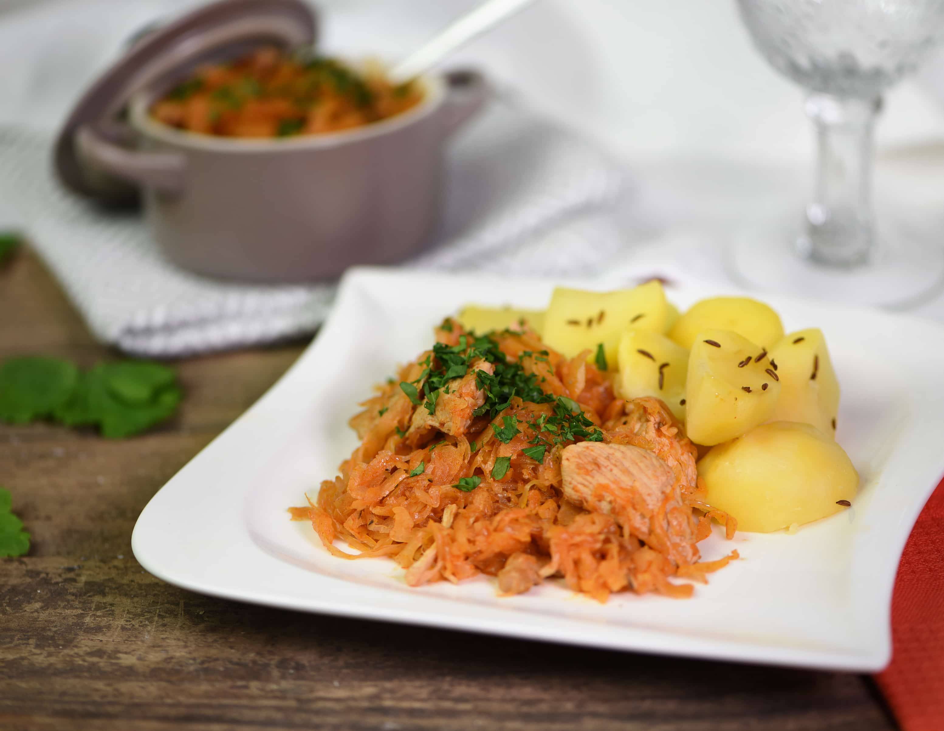 Paprika-Puten-Krautfleisch Rezept - ichkoche.ch Paprika-Puten-Krautfleisch Rezept - ichkoche.ch