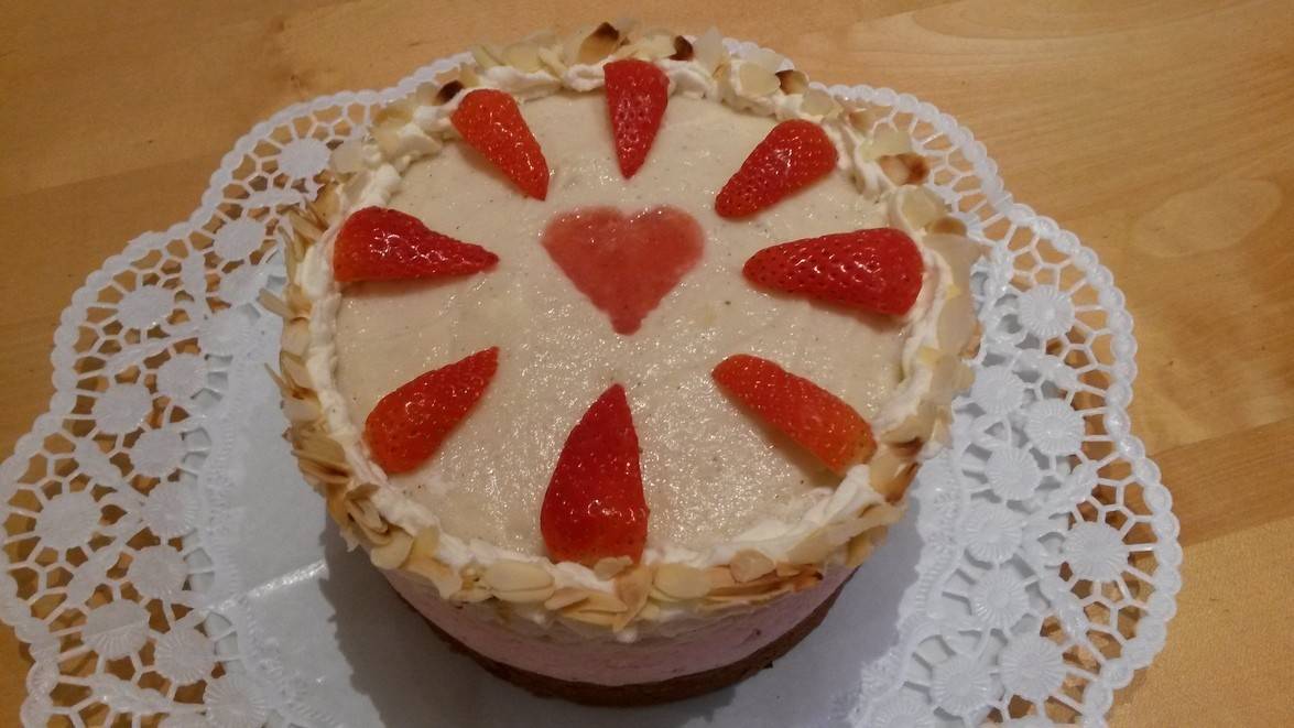 Erdbeer-Vanillecreme Torte