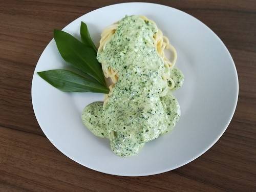 Bärlauchsauce mit Spaghetti Rezept - ichkoche.de