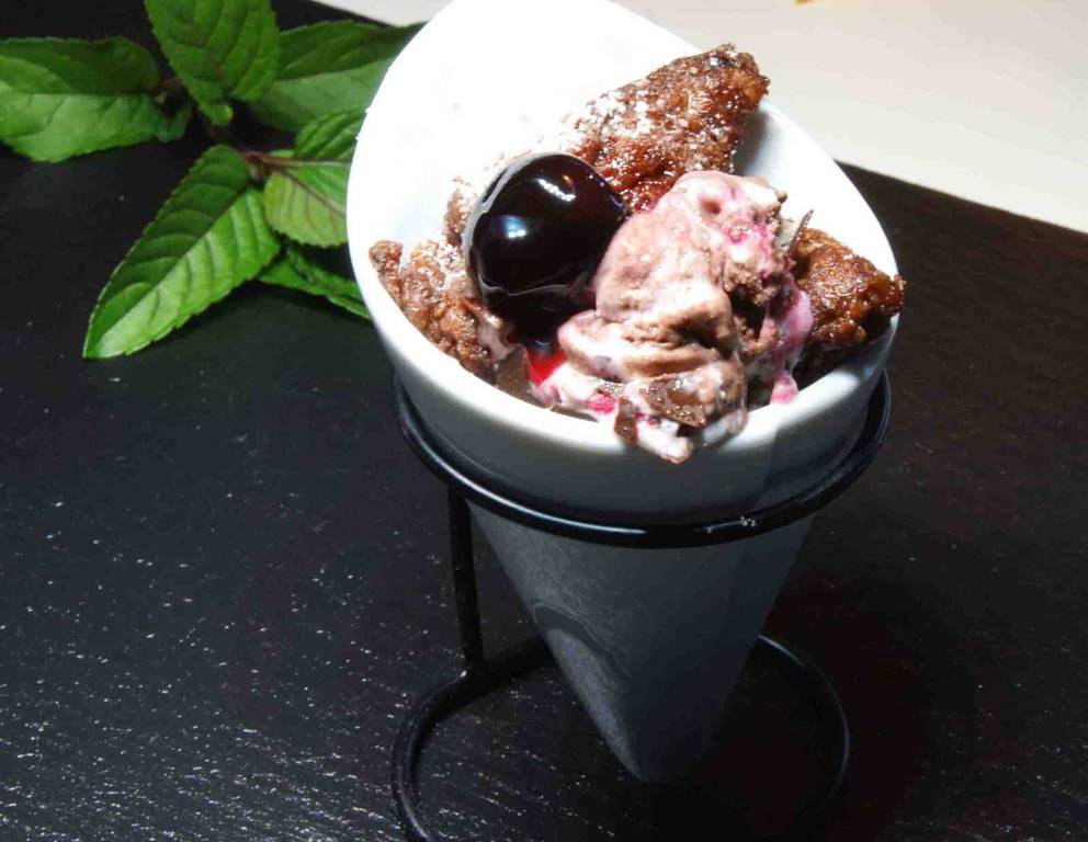 Schokoschmarren á la "Schwarzwälderkirsch" Schokoschmarren á la "Schwarzwälderkirsch"