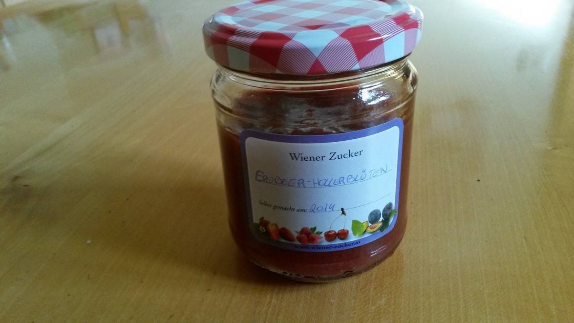 Erdbeer-Holler Marmelade