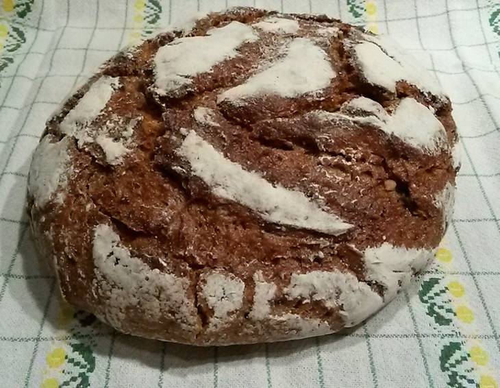 Roggenbrot Roggenbrot