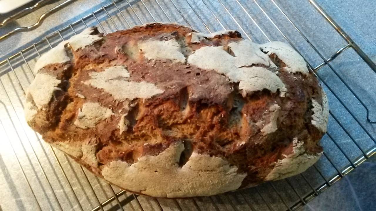 Roggenbrot mit Sauerteig