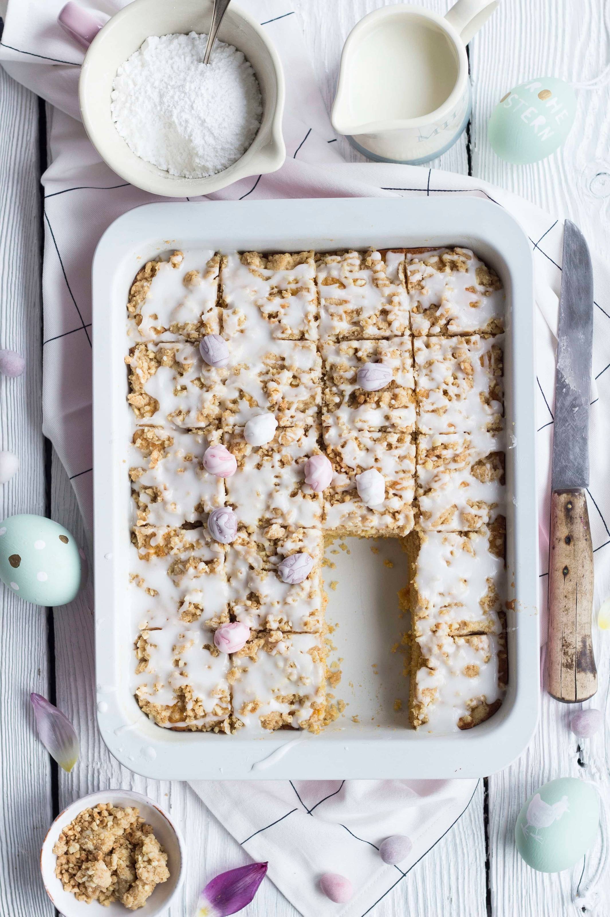 Saftiger Karotten-Streuselkuchen