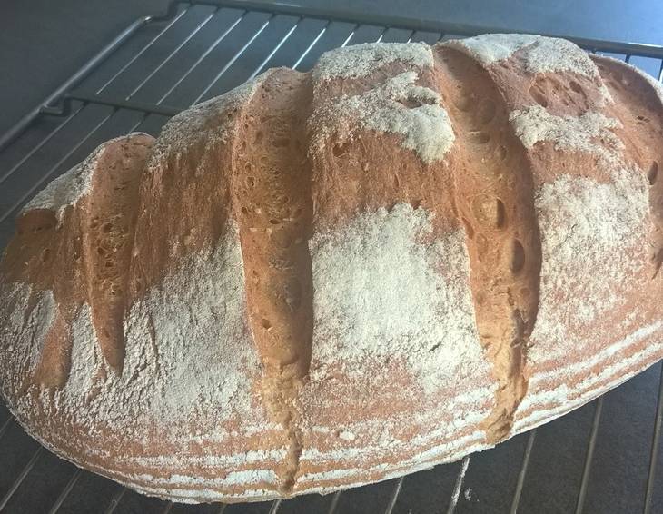 Brot mit Sauerteig