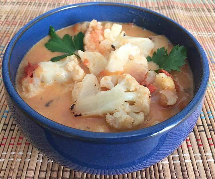 Thaicurry mit Karfiol oder Brokkoli und Krebsschwänze Rezept - ichkoche.ch