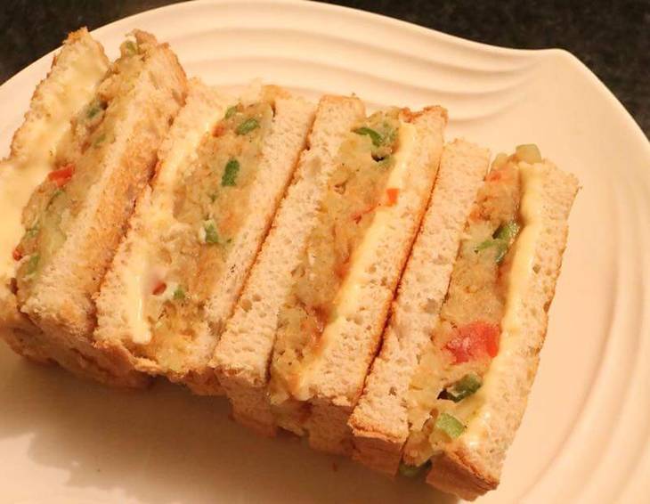 Tramezzini mit Thunfisch-Olivencreme Tramezzini mit Thunfisch-Olivencreme