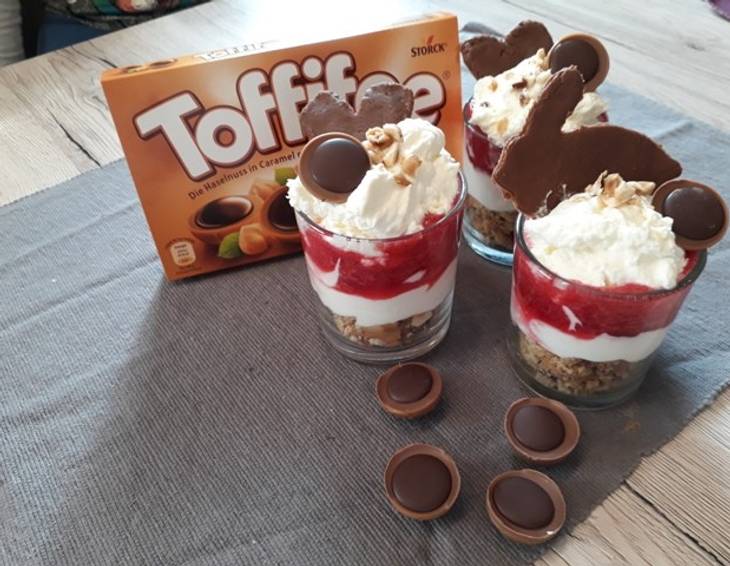 Toffifee-Ribisel-Schichtdessert