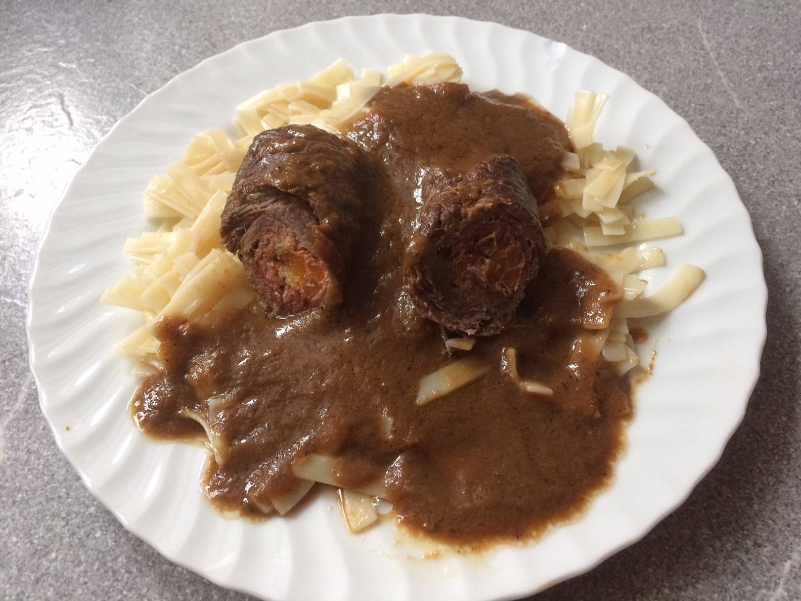 Klassische Rindsrouladen Rezept - ichkoche.de Klassische Rindsrouladen Rezept - ichkoche.de