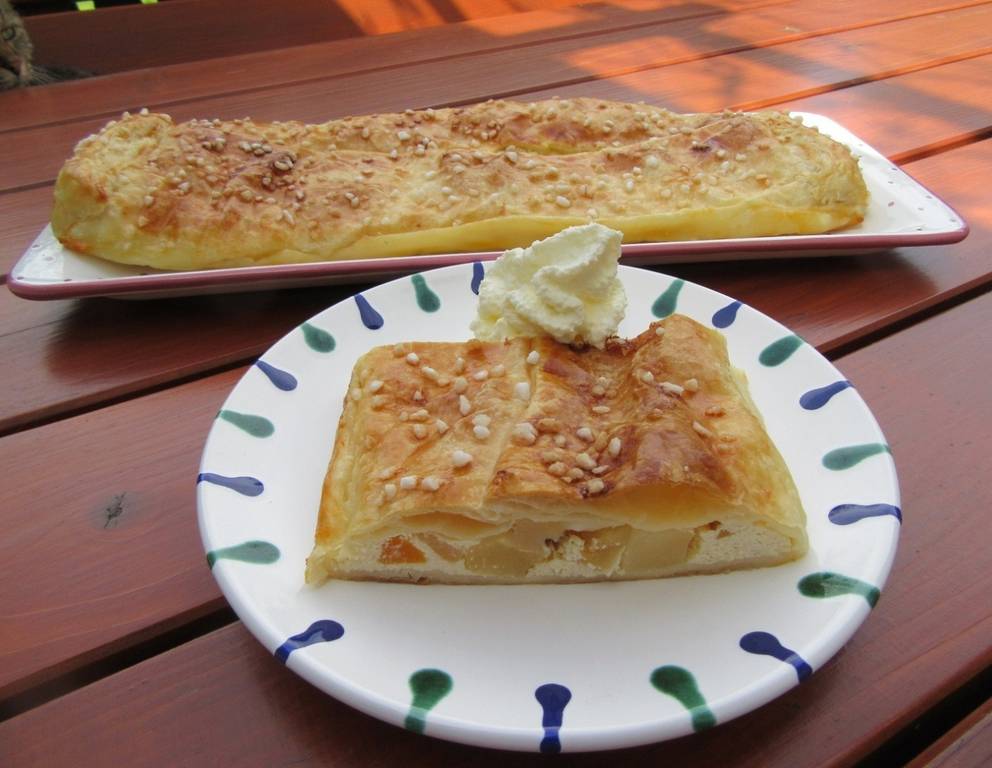 Topfen-Früchtestrudel Topfen-Früchtestrudel