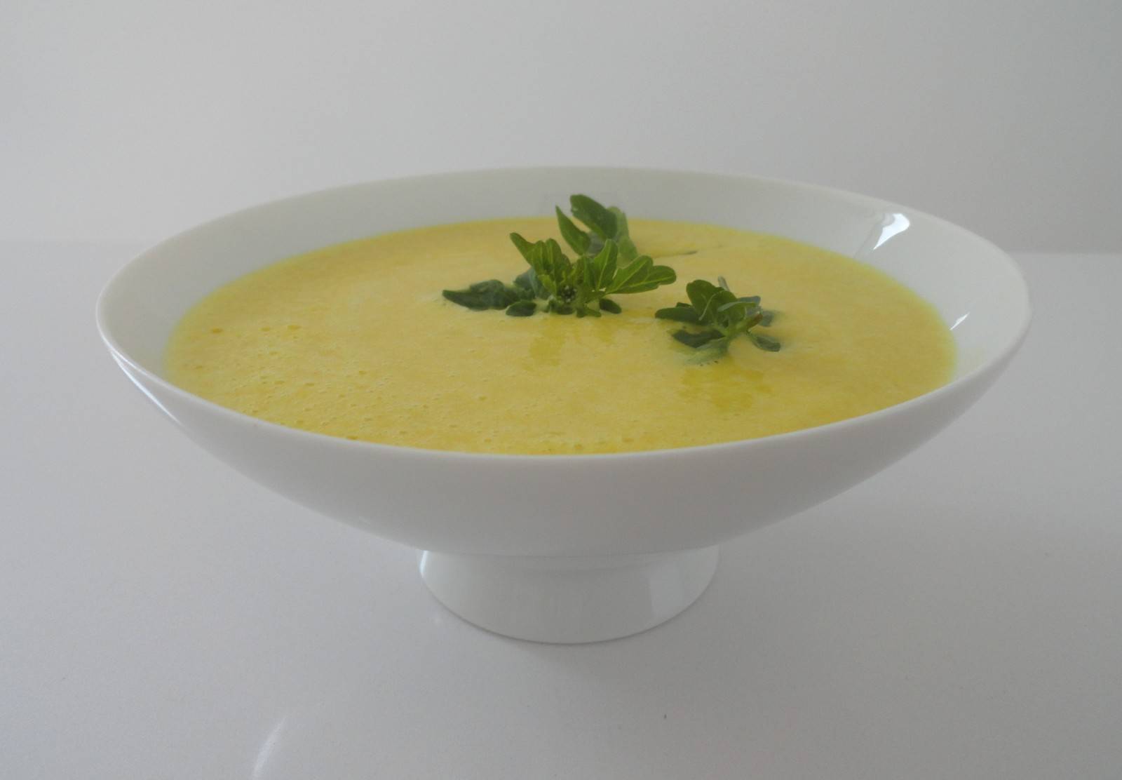 Gelbe Paprikasuppe Rezept - ichkoche.de Gelbe Paprikasuppe Rezept - ichkoche.de