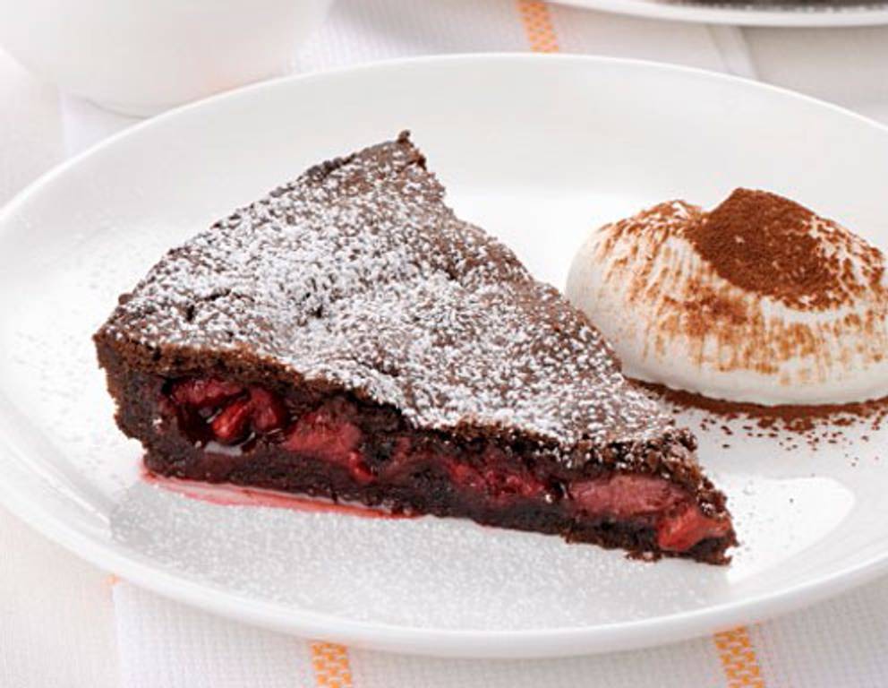 Schokoladenpie mit Erdbeeren Schokoladenpie mit Erdbeeren