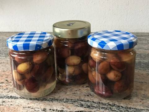 Eingelegte Oliven Rezept - ichkoche.de Eingelegte Oliven Rezept - ichkoche.de