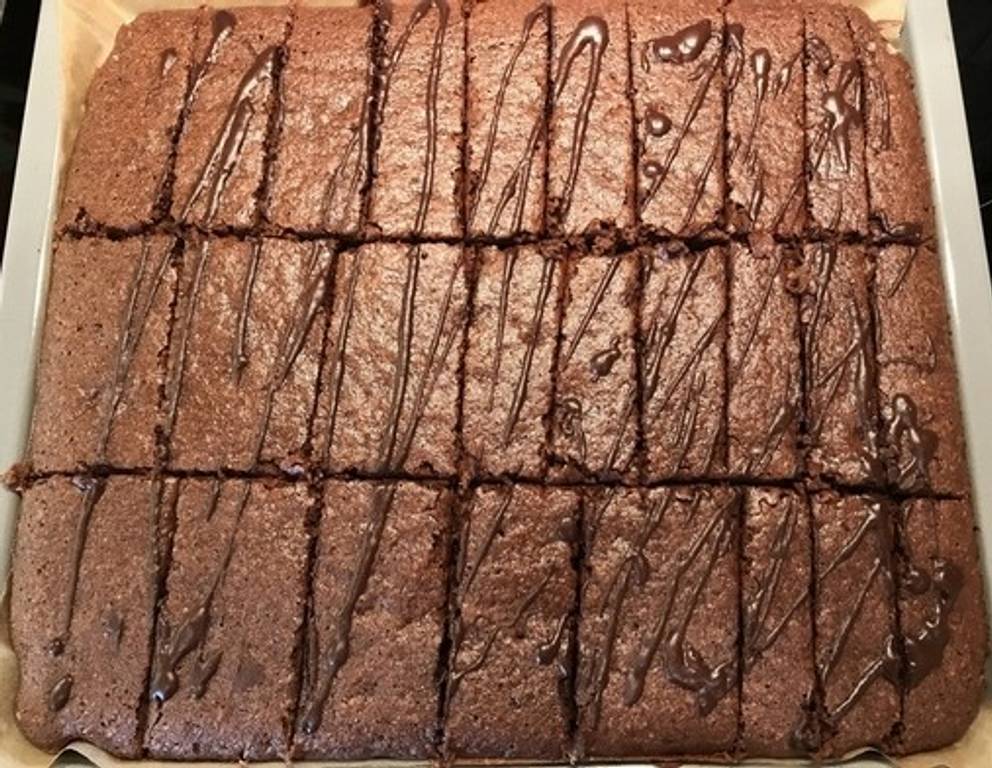 Schoko-Nuss Schnitten Schoko-Nuss Schnitten