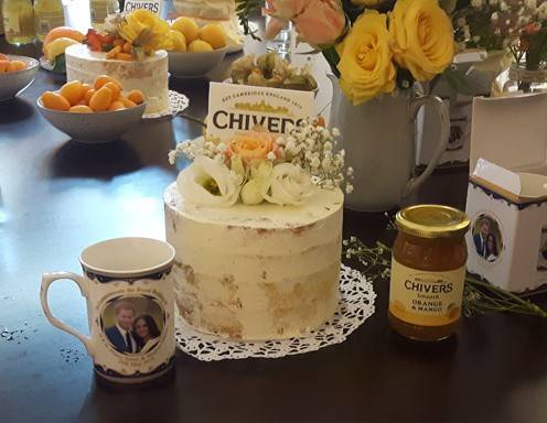 ...und tadaaa, fertig ist unser kleiner, hübscher Naked Wedding Cake - jetzt darf geheiratet werden!