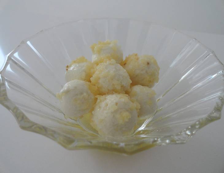 Knoblauch-Käse Kugeln Knoblauch-Käse Kugeln