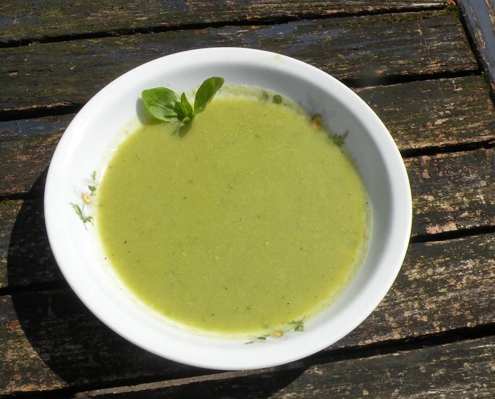 Feine Erbsensuppe Rezept - ichkoche.de