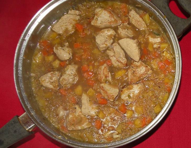 Hühnerpfanne mit Kürbis Hühnerpfanne mit Kürbis