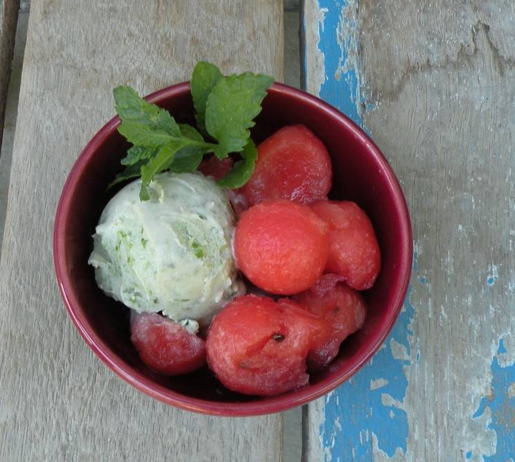 Wassermelonen mit Pfefferminzeis Rezept - ichkoche.at Wassermelonen mit Pfefferminzeis Rezept - ichkoche.at