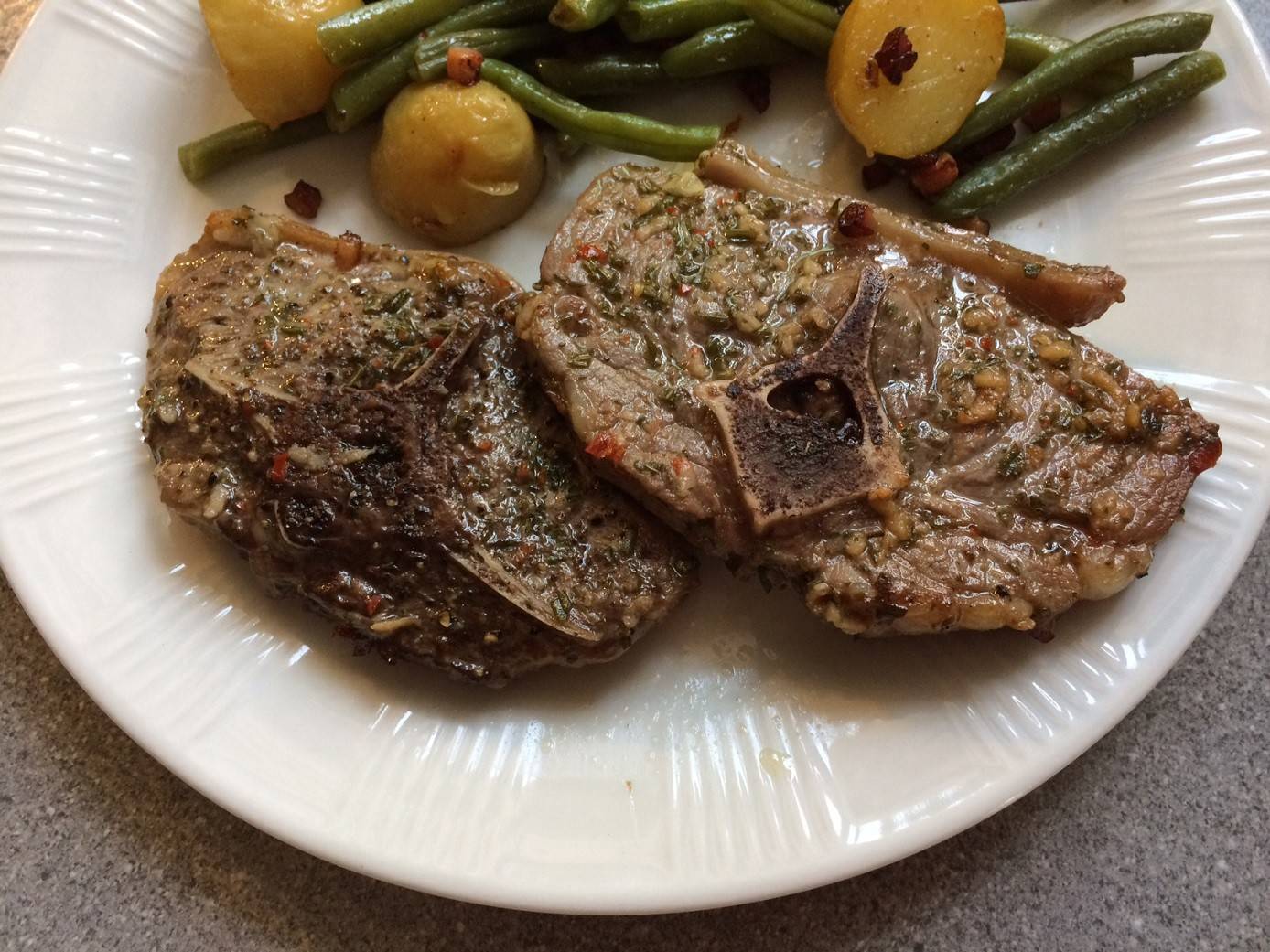 Marinierte Lammkoteletts Rezept - ichkoche.ch Marinierte Lammkoteletts Rezept - ichkoche.ch