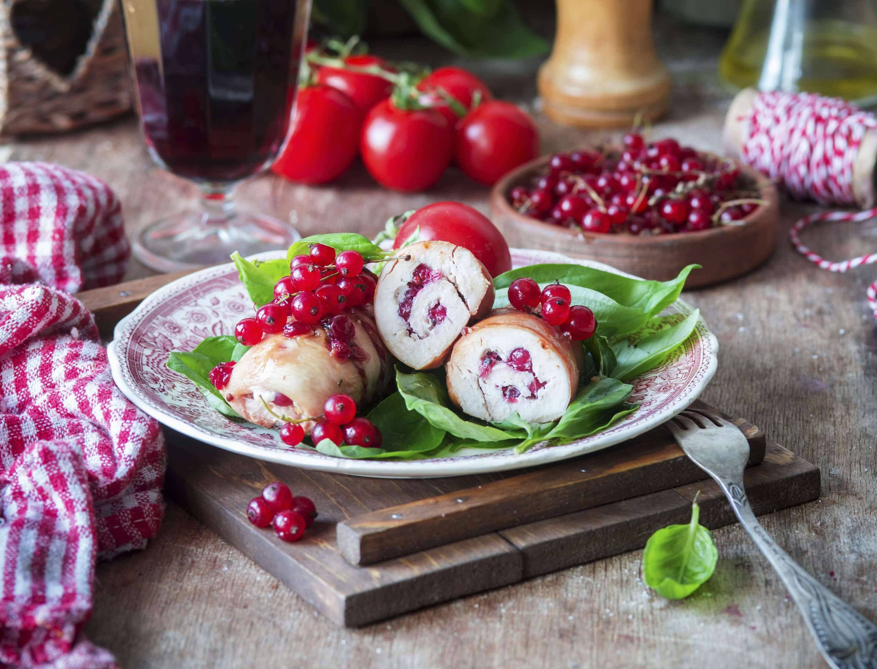 Hühnerrouladen mit Ribiseln Rezept
