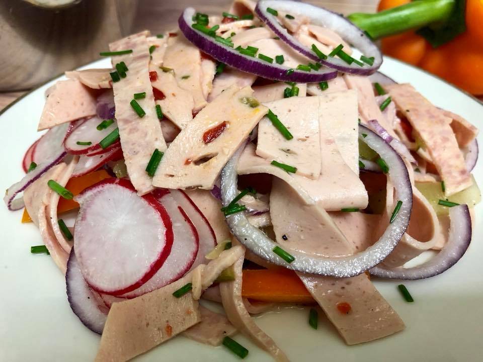 Bayerischer Wurstsalat Rezept - ichkoche.de Bayerischer Wurstsalat Rezept - ichkoche.de