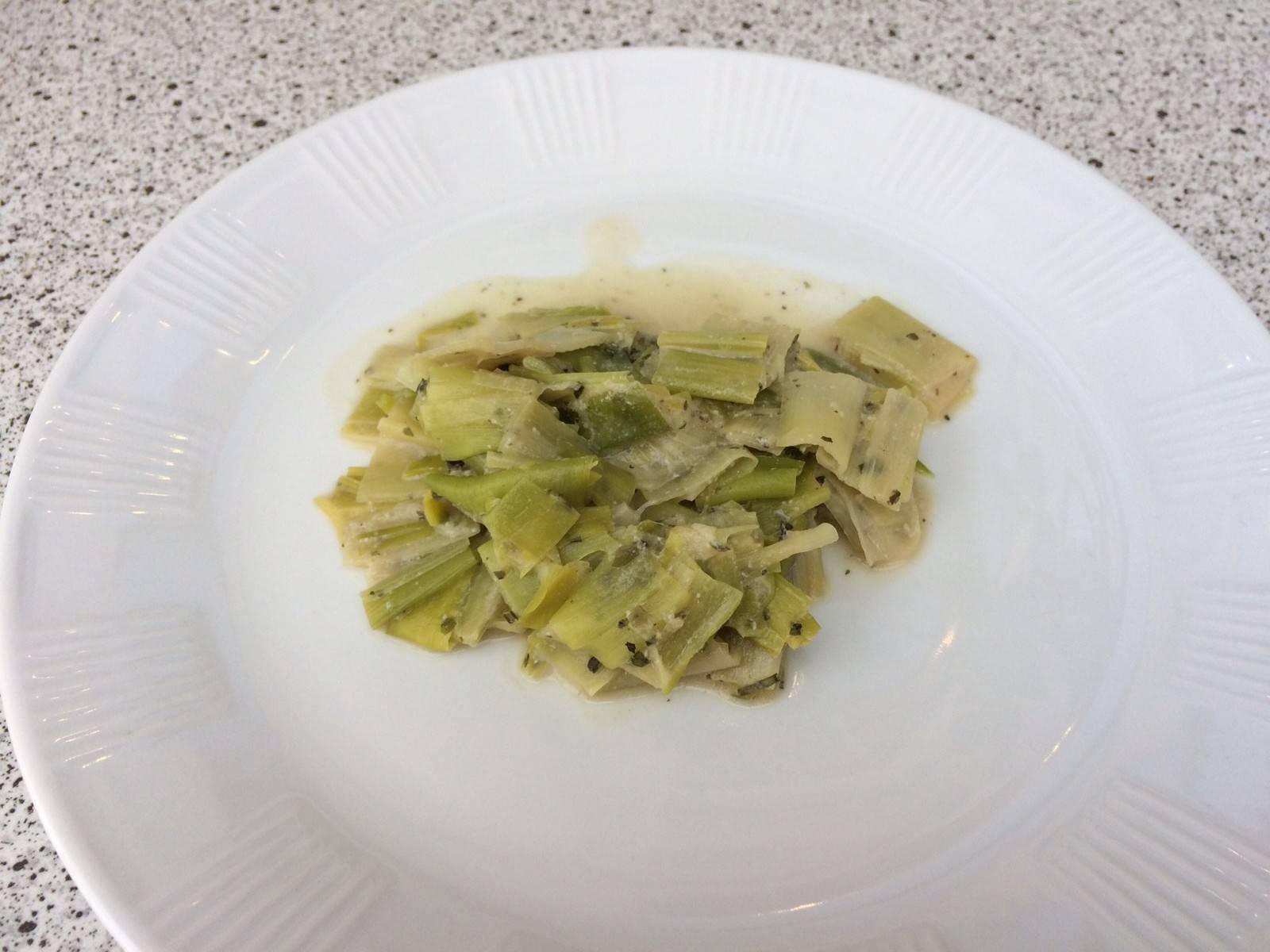 Cremiges Lauch-Gemüse Rezept - ichkoche.at Cremiges Lauch-Gemüse Rezept - ichkoche.at