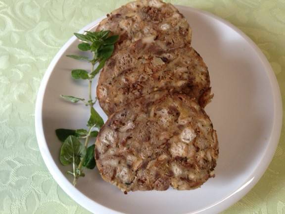 Schwarzbrot-Serviettenknödel Rezept - ichkoche.de