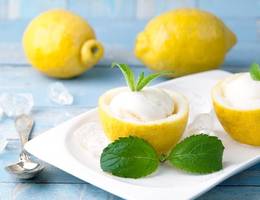Zitronensorbet – Sorbetto di limone Zitronensorbet – Sorbetto di limone